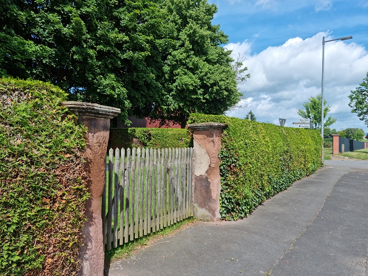 k Alter Friedhof 03